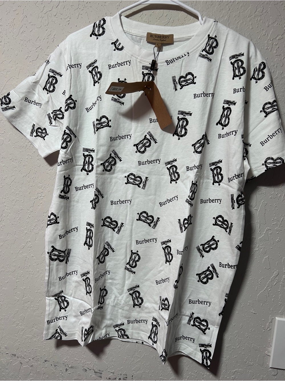 Burberry White Short-Sleeve Crewneck T-Shirt with Black Logo Print
